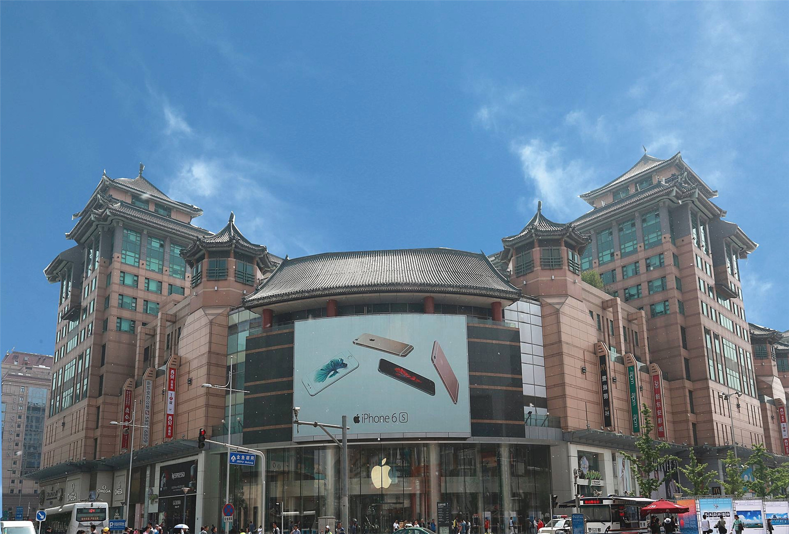 上海罗宾森购物广场图片